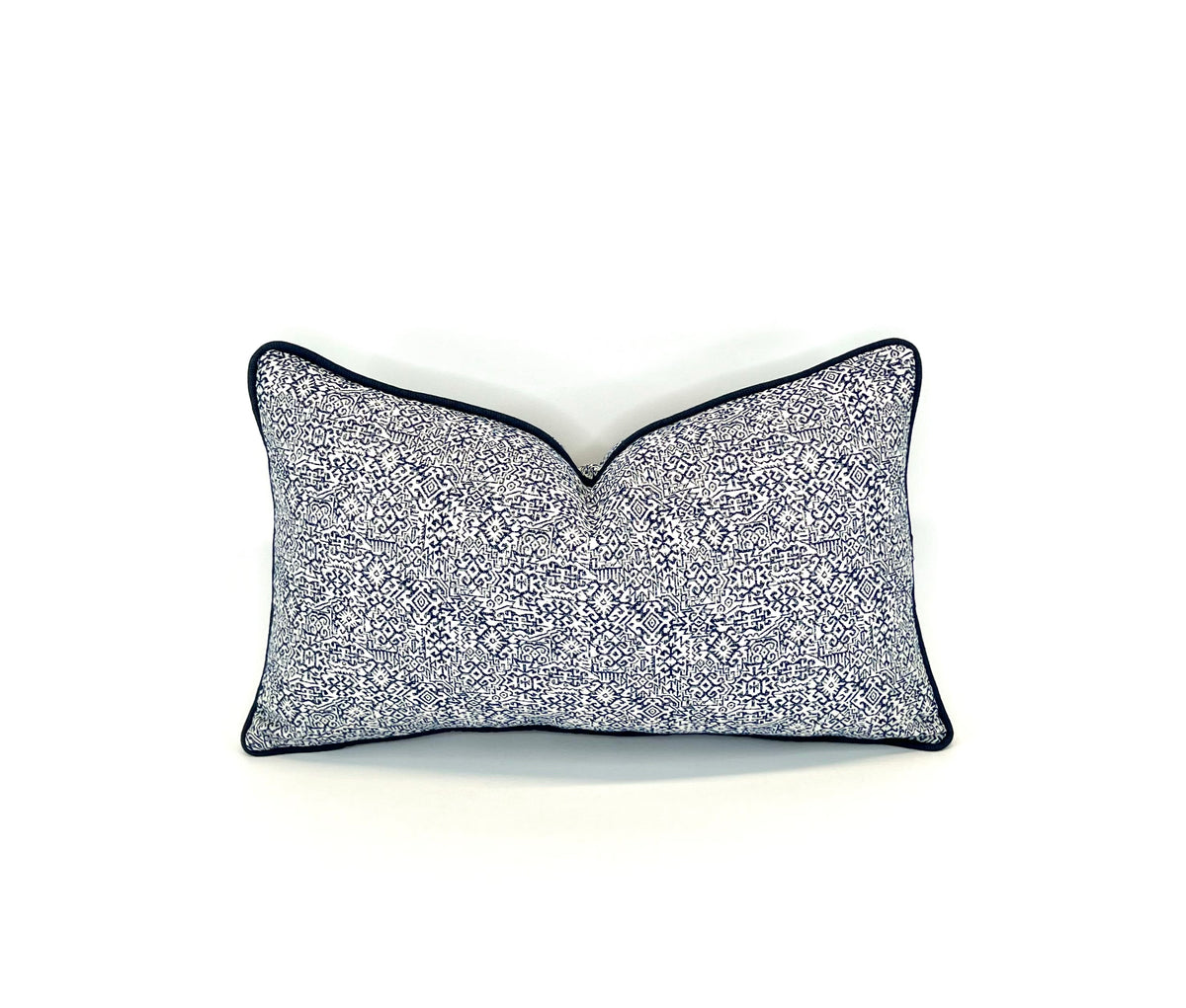 Decorative Pillow Cover in Southwestern Freeport Navy